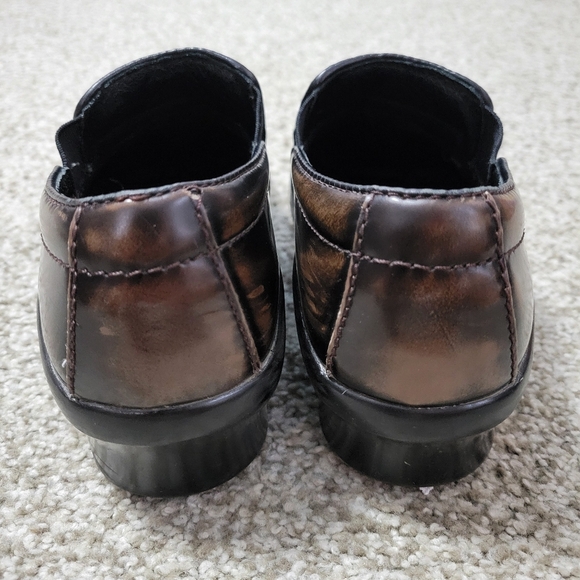 Ariat Women's Brown Clogs, Size 6.5 - Picture 8 of 11